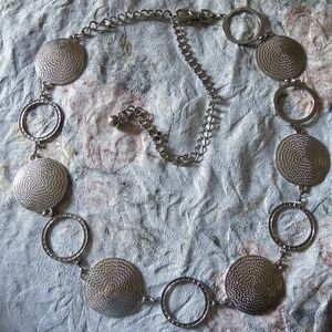 Stylish Silver Circle Necklace